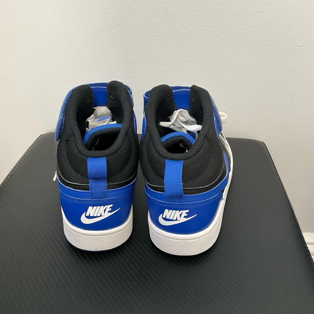 Shoes - Picture 3 of 3